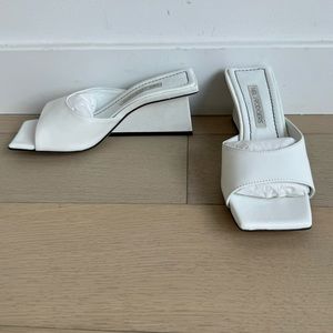NEIL J RODGERS - WHITE GEO WEDGE